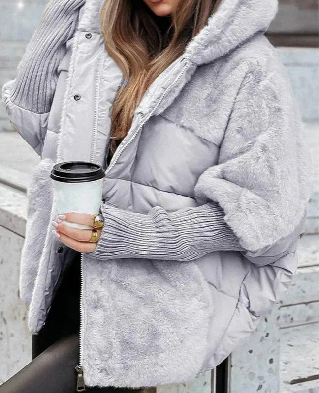 Amelia - Women's Oversized Plush Hooded Winter Jacket